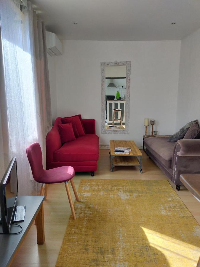 Purani Apartment Jonquieres  Exterior photo